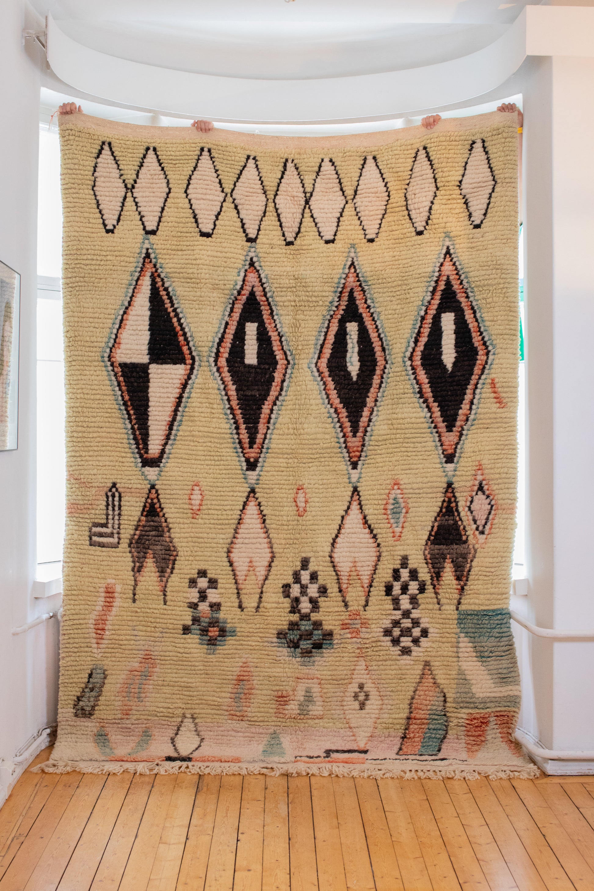 Jamila Boujaad Villamatto 310cm x 220cm + hapsut