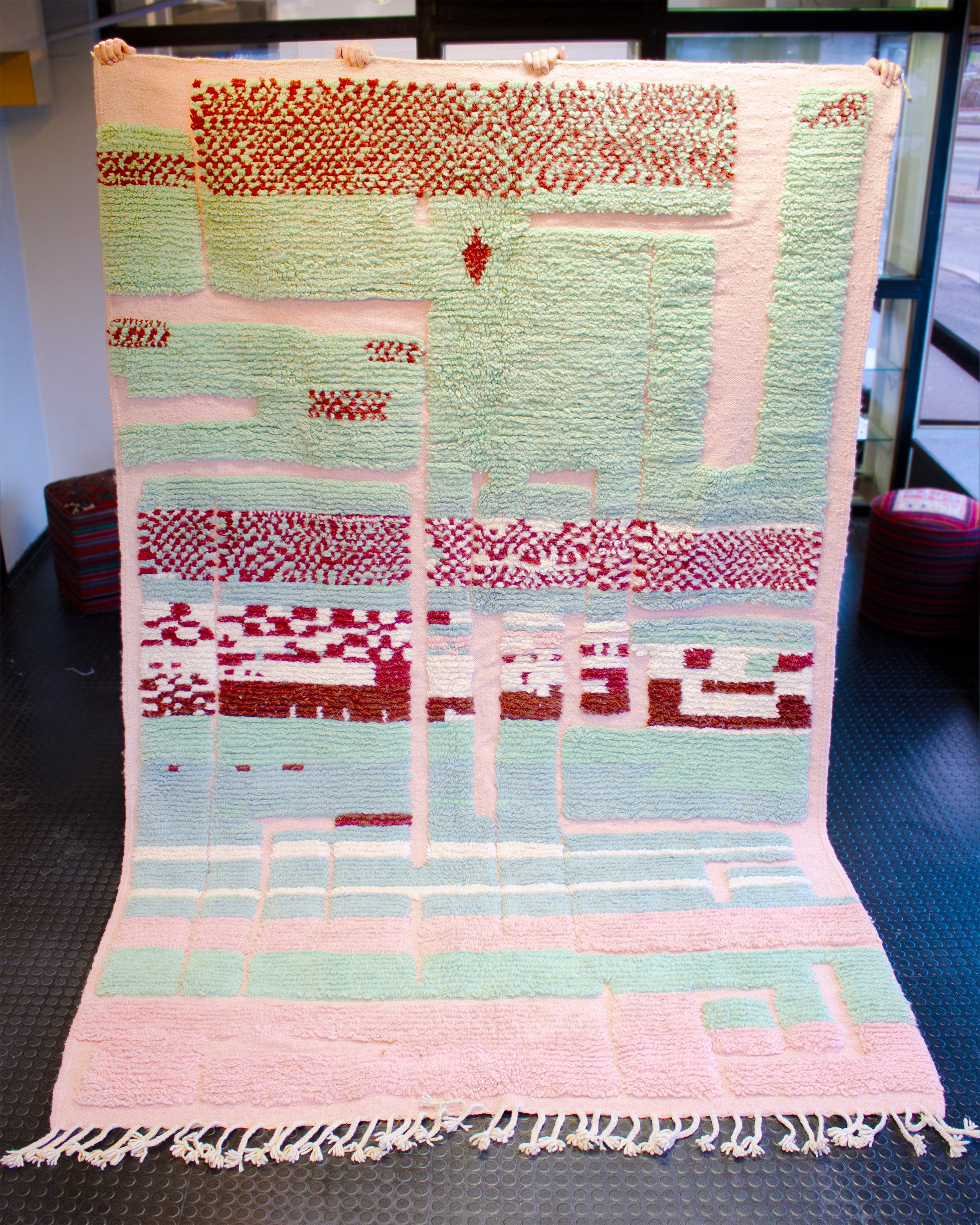 värikäs villamatto