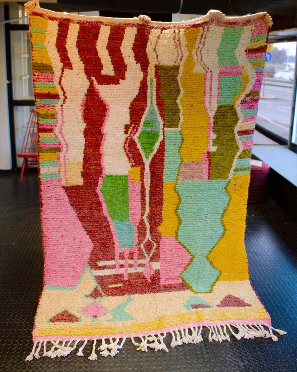 värikäs villamatto