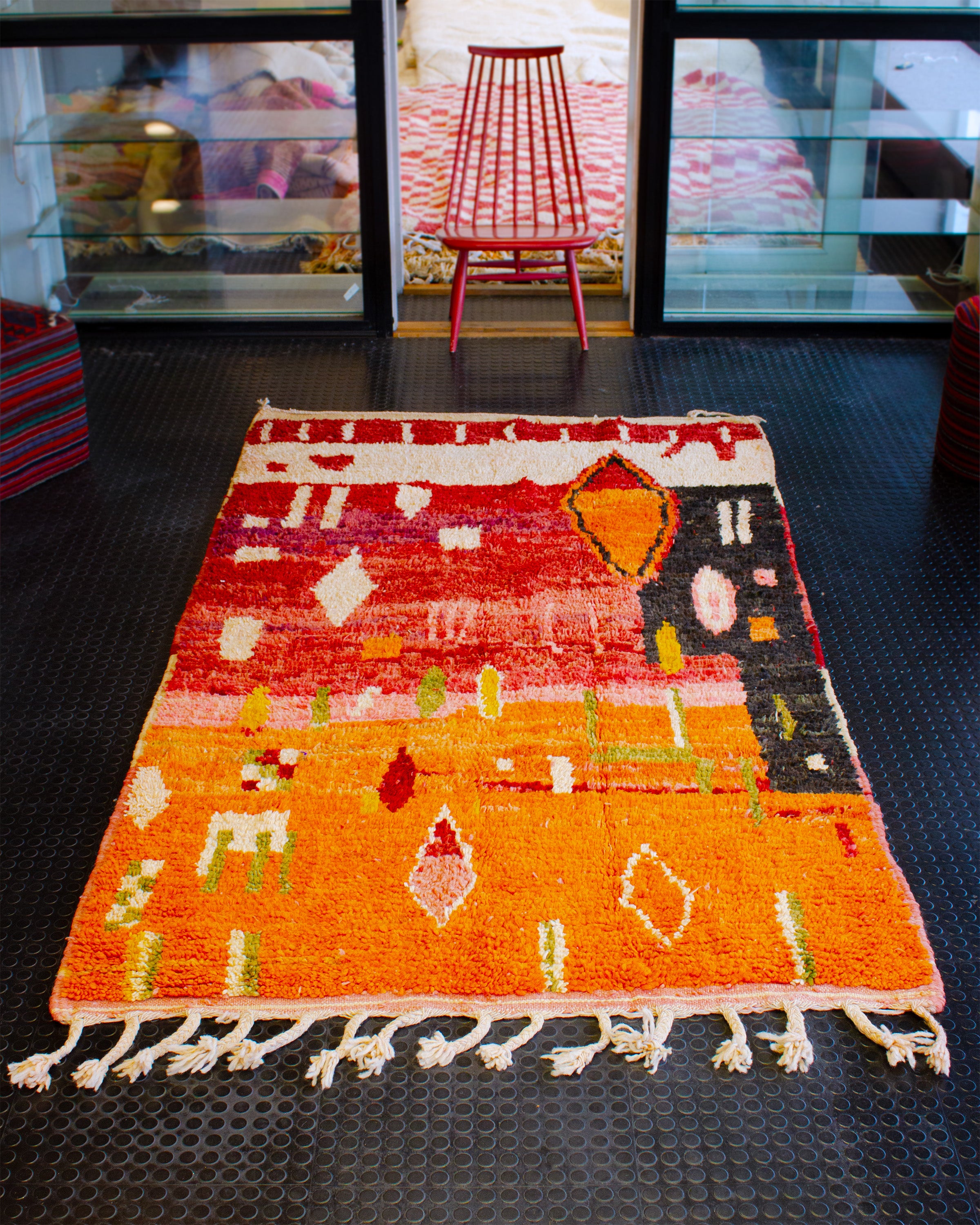 punainen oranssi villamatto 