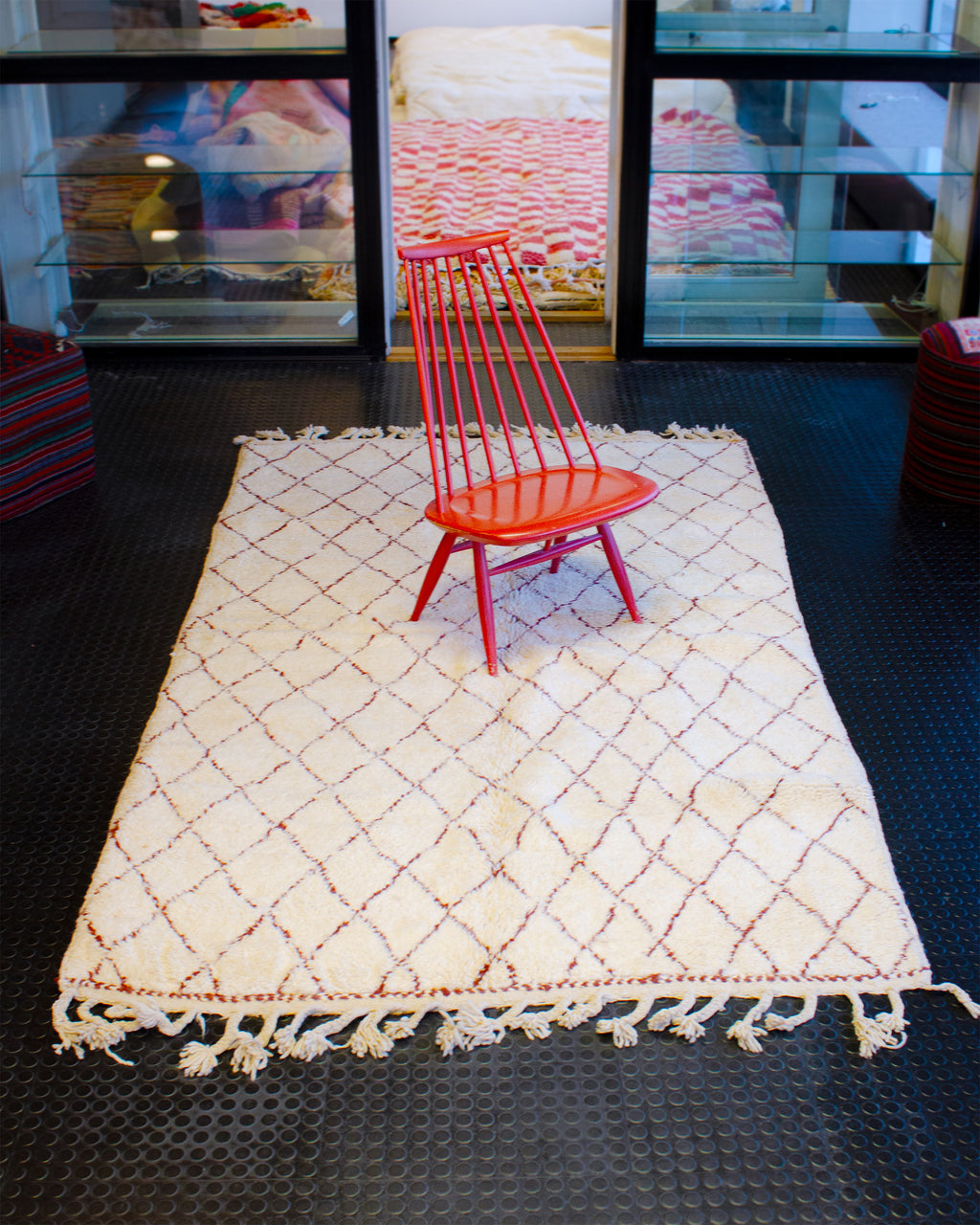 Kaunis valkoinen matto