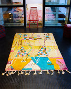 värikäs villamatto