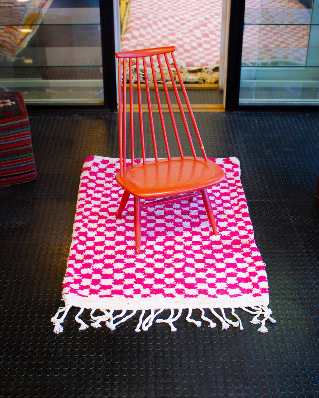 Ruudullinen matto sisustus