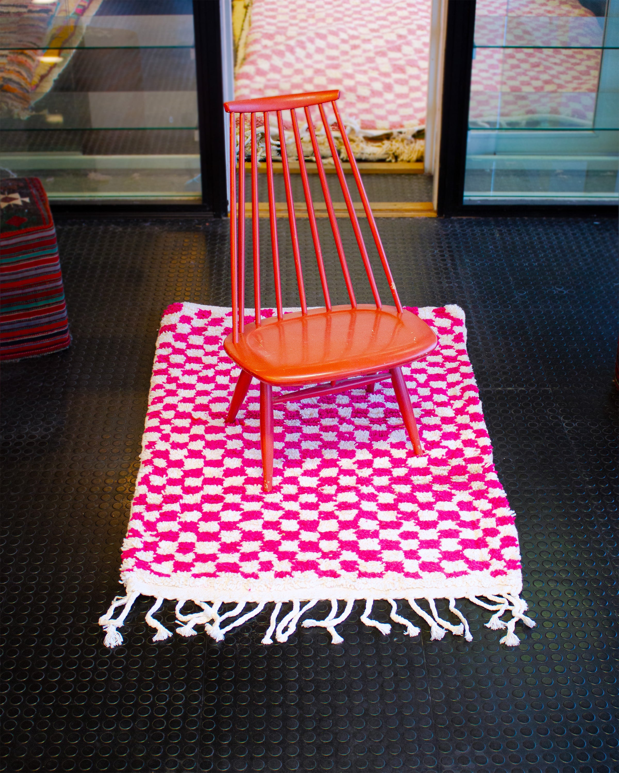 Ruudullinen matto sisustus