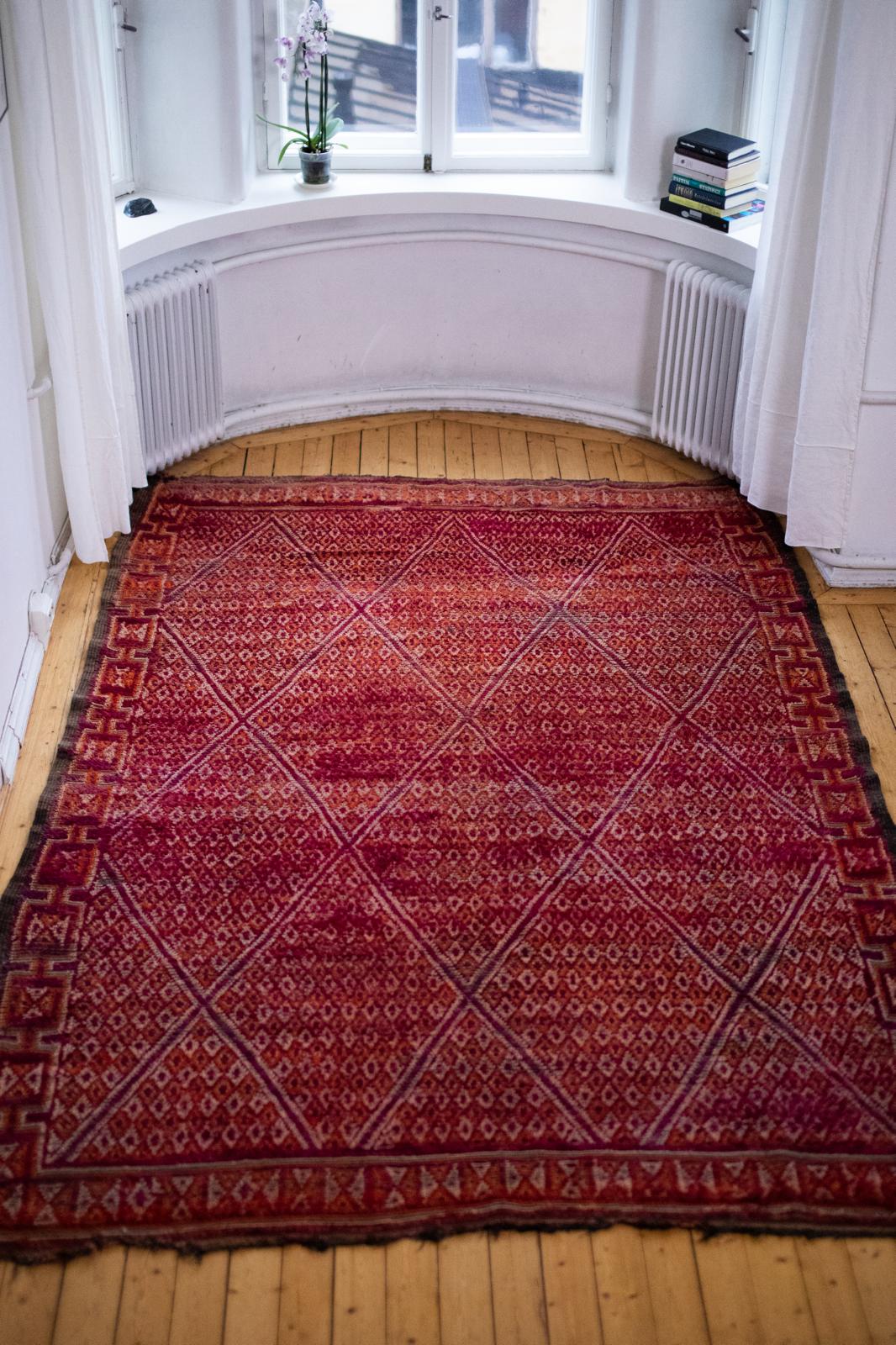 Marokkolainen vintage Beni M’Guild matto 300cm x 200cm