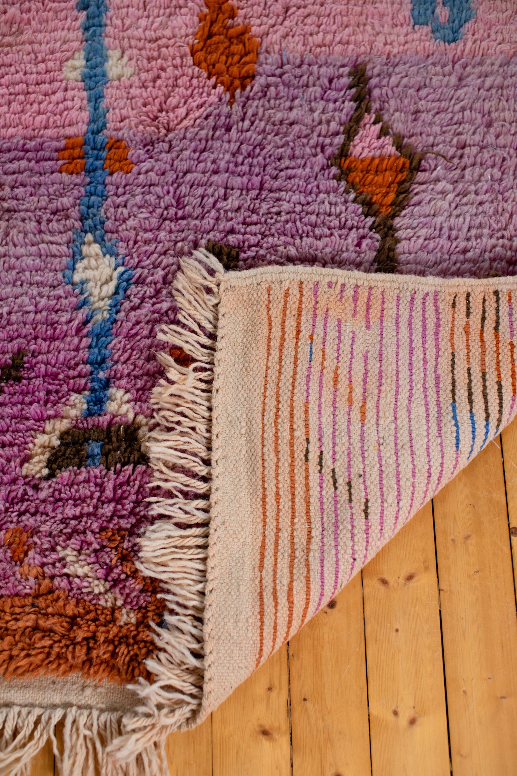 Jamila Boujaad villamatto<br>300cm x 200cm