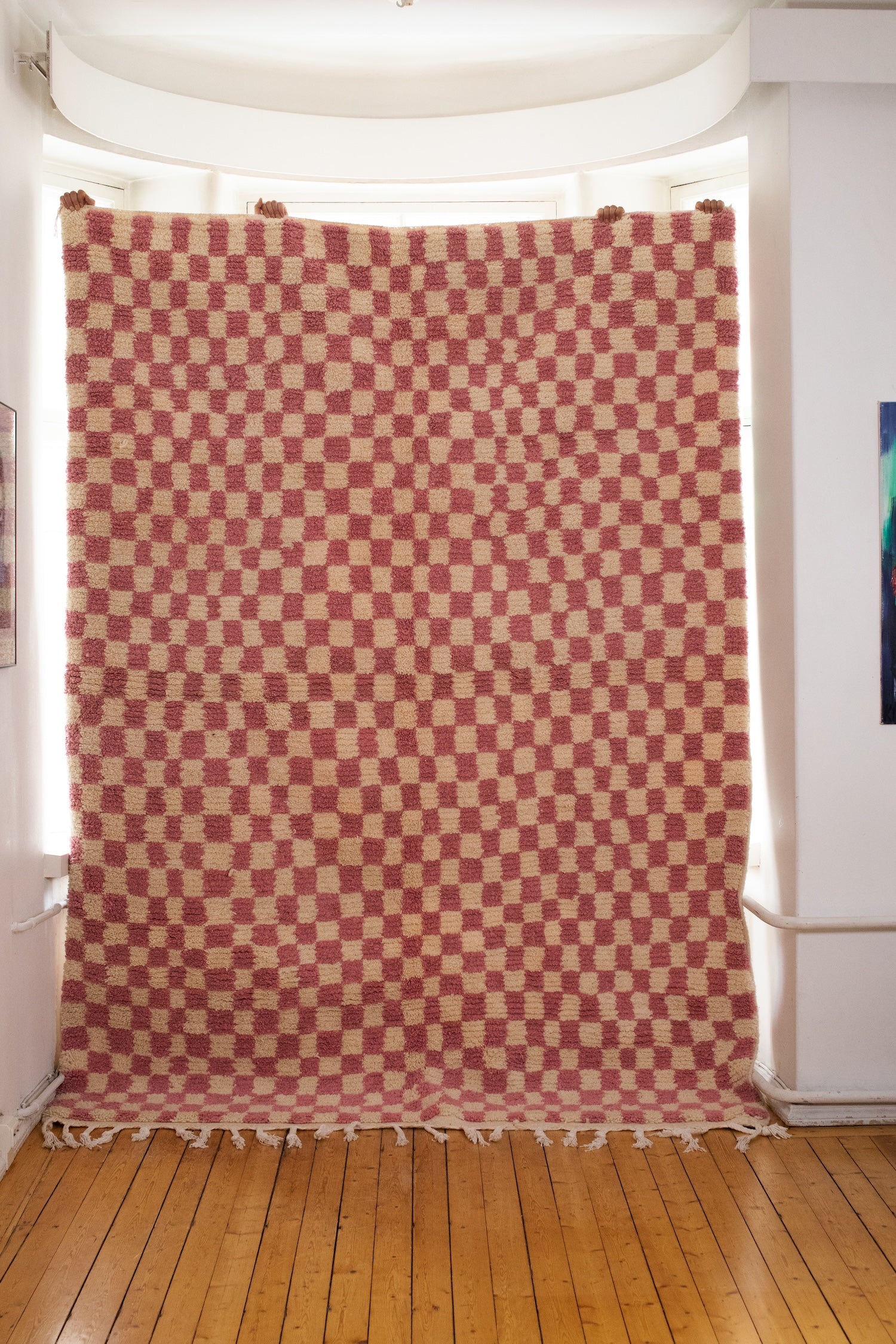 Vaalean punainen ruudullinen villamatto<br>300cm x 200cm