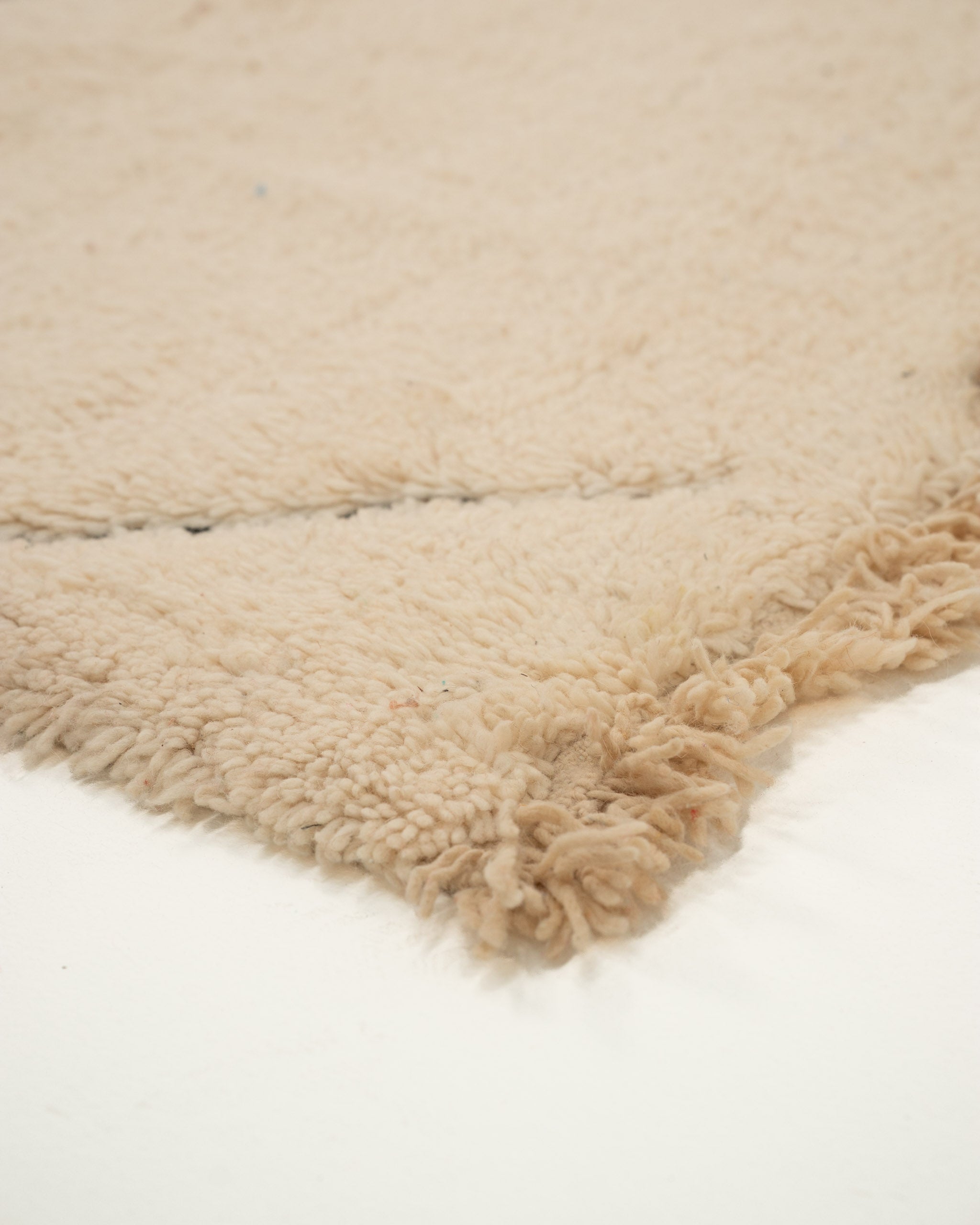 Marokkolainen Beni Ouarain villamatto 300/200