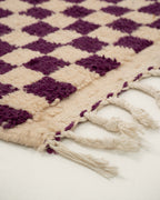 Lila ruudullinen villamatto<br>155cm x 105cm
