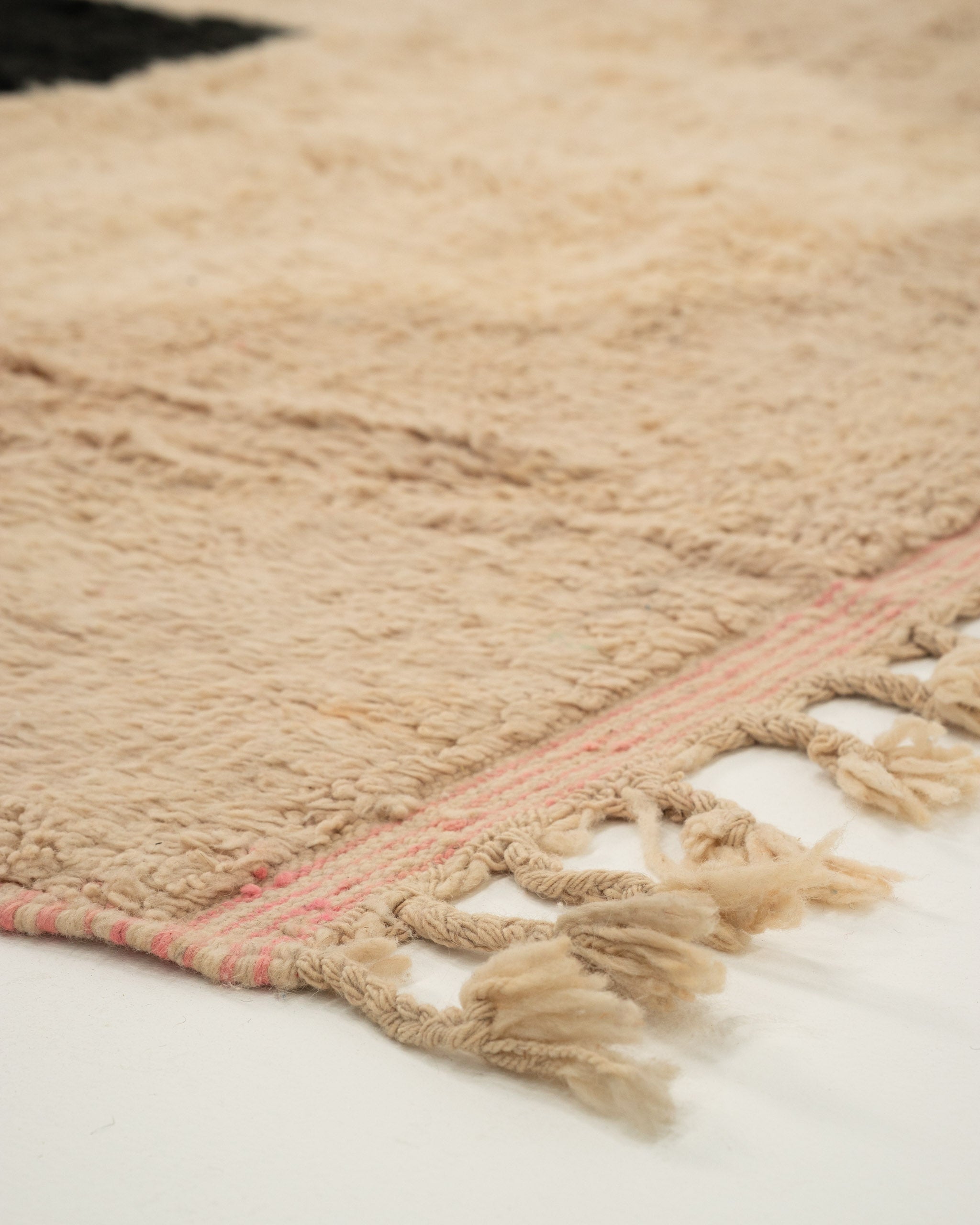 Marokkolainen villamatto n. 320/200