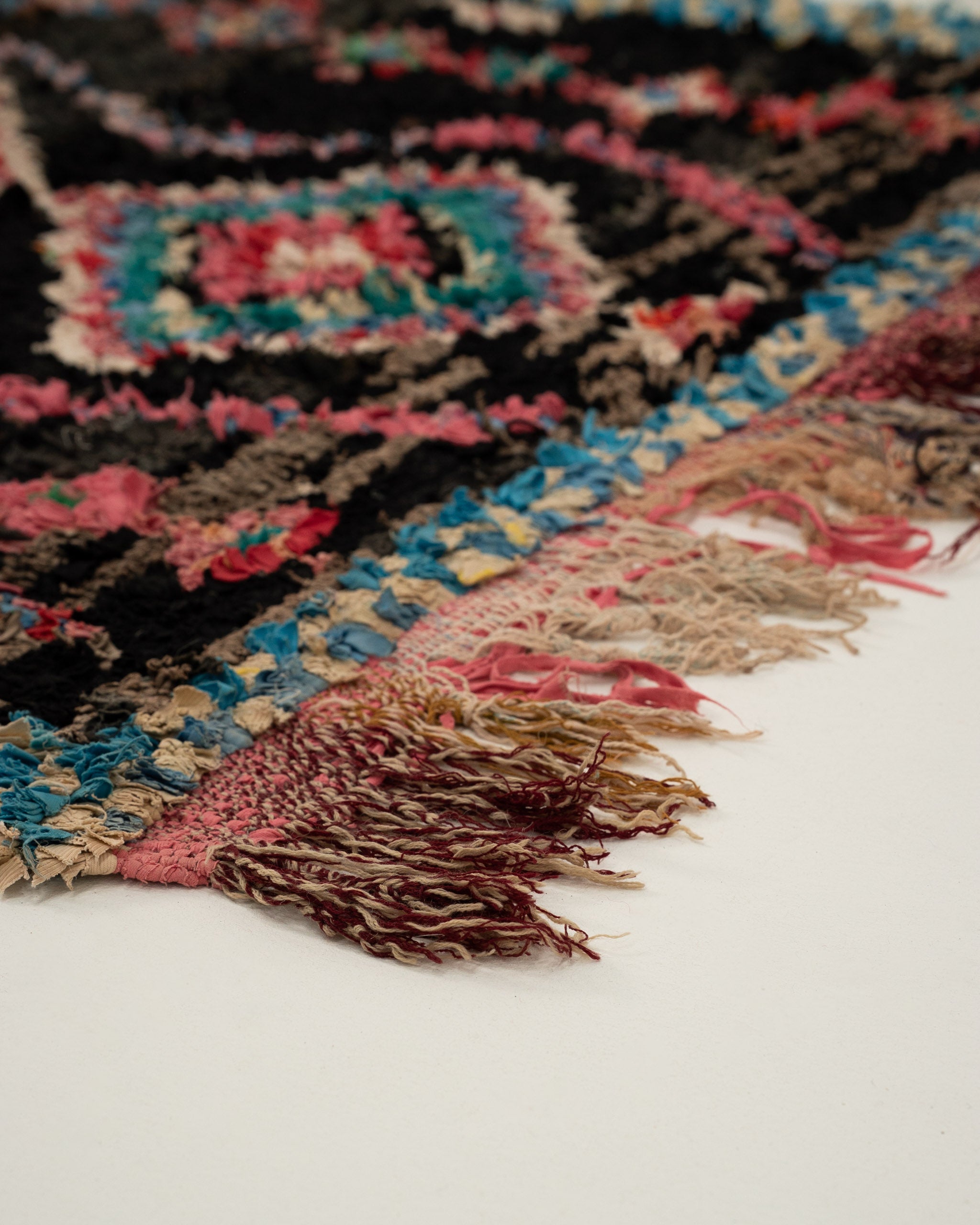 Vintage Marokkolainen Boucherouite matto 275/130cm