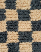 Vaalean sininen ruudullinen villamatto 155cm x 105cm