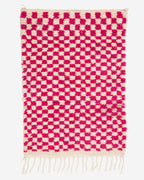 Pinkki ruudullinen villamatto 155cm x 105cm