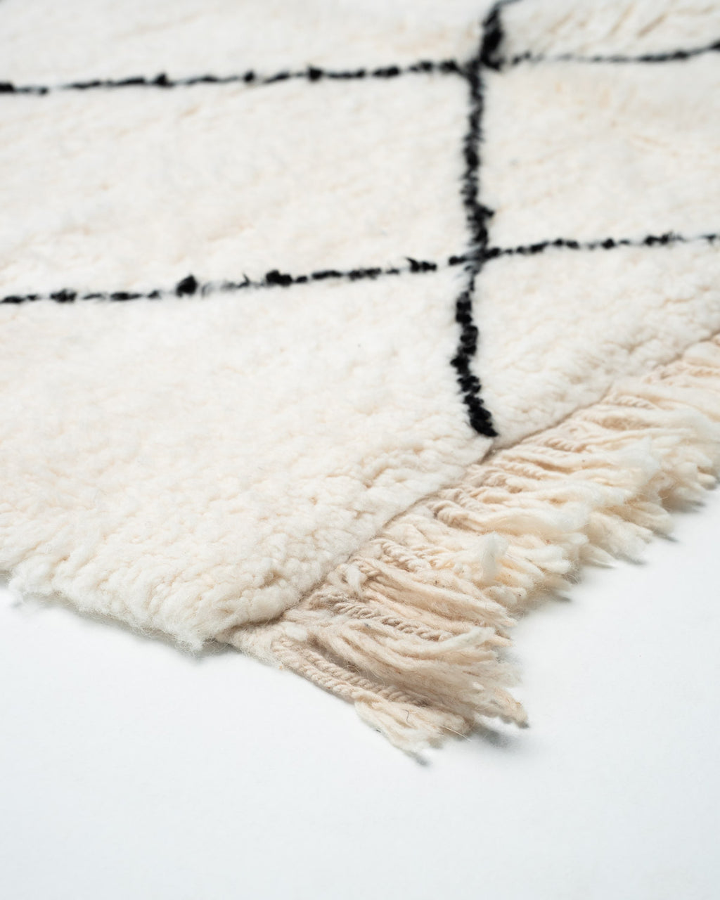 Beni Ouarain talonpoika villamatto 250cm x 150cm
