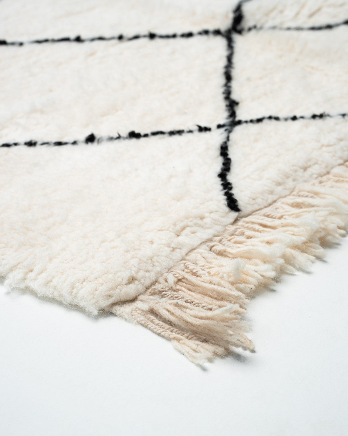 Beni Ouarain talonpoika villamatto 250cm x 150cm